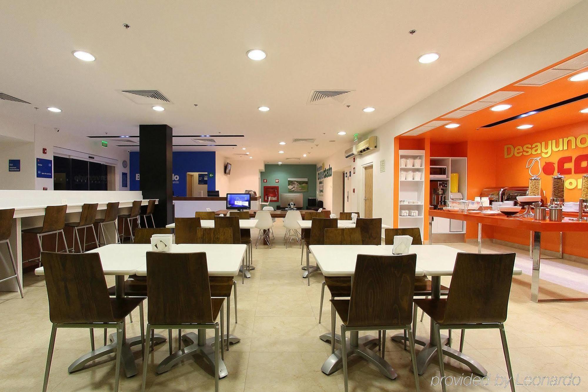 One Villahermosa Centro Restoran foto